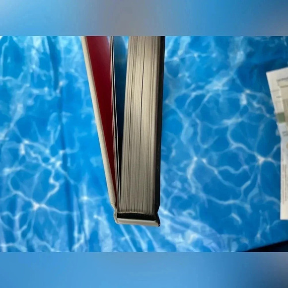 The Art of Metal Gear Solid V - Dark Horse - Hardcover-  Rare - Picture 6 of 16